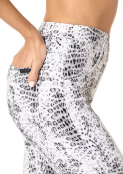 HUE® Ultra Soft Denim High Waist Capris -Twine Outlet Store Belk 479